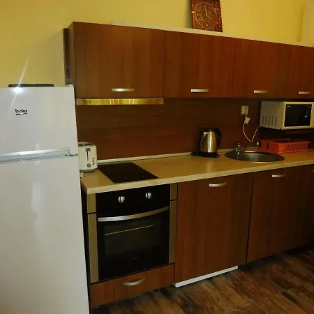 Amadeus 552 *
